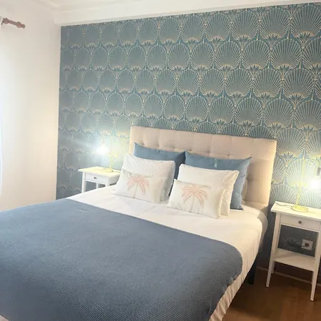Moradia Sao Joao-spacious Beachfront * أدوس كونهادوس