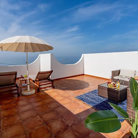 Moradia Sao Joao-spacious Beachfront *