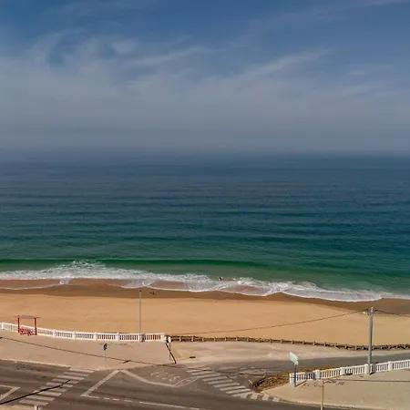 Moradia Sao Joao-spacious Beachfront *