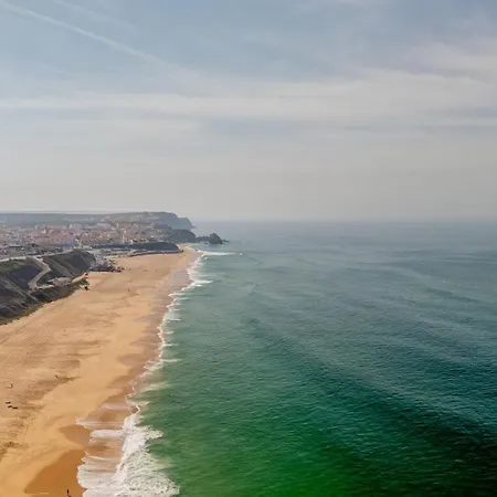 فيلة Moradia Sao Joao-spacious Beachfront