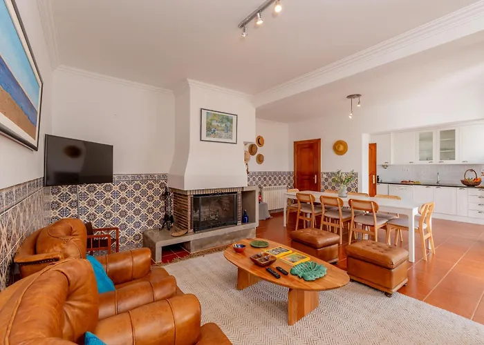 Moradia Sao Joao-spacious Beachfront וילה