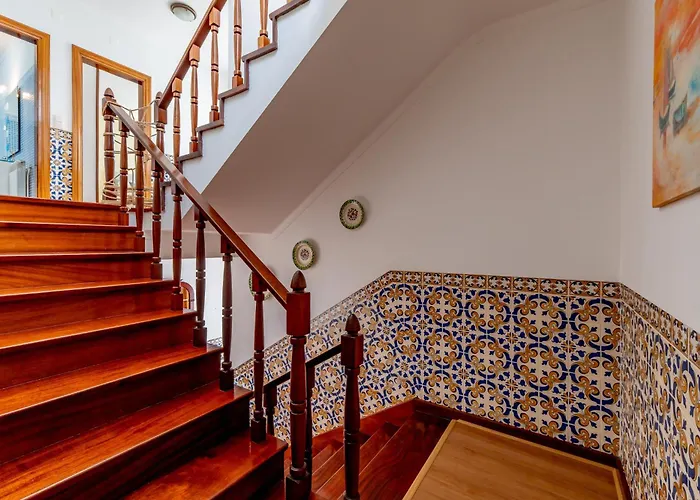 Moradia Sao Joao-spacious Beachfront וילה אה דוס קונהאדוס