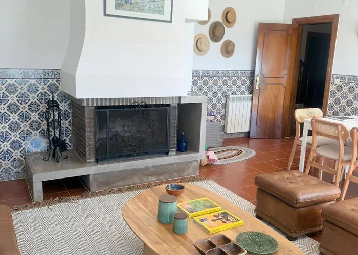 Moradia Sao Joao-spacious Beachfront וילה